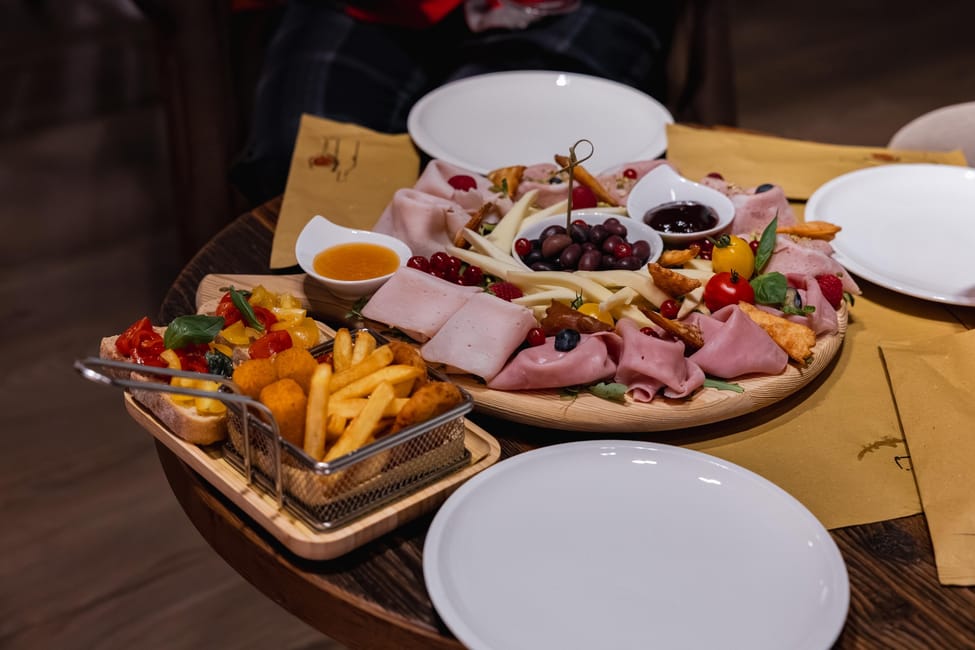 Alagna Mountain Resort Merenda Sinoira 01